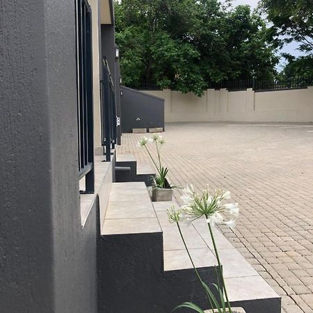 Spring Acres Guesthouse Mbombela Exterior foto